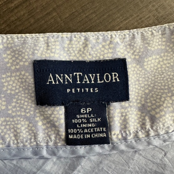 ANN Taylor Petite Women's Skirt Floral Pattern‎ Size 6 P - Picture 4 of 5